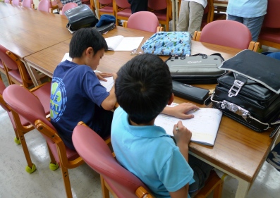 ���C���{�[�}���ى摜�Q