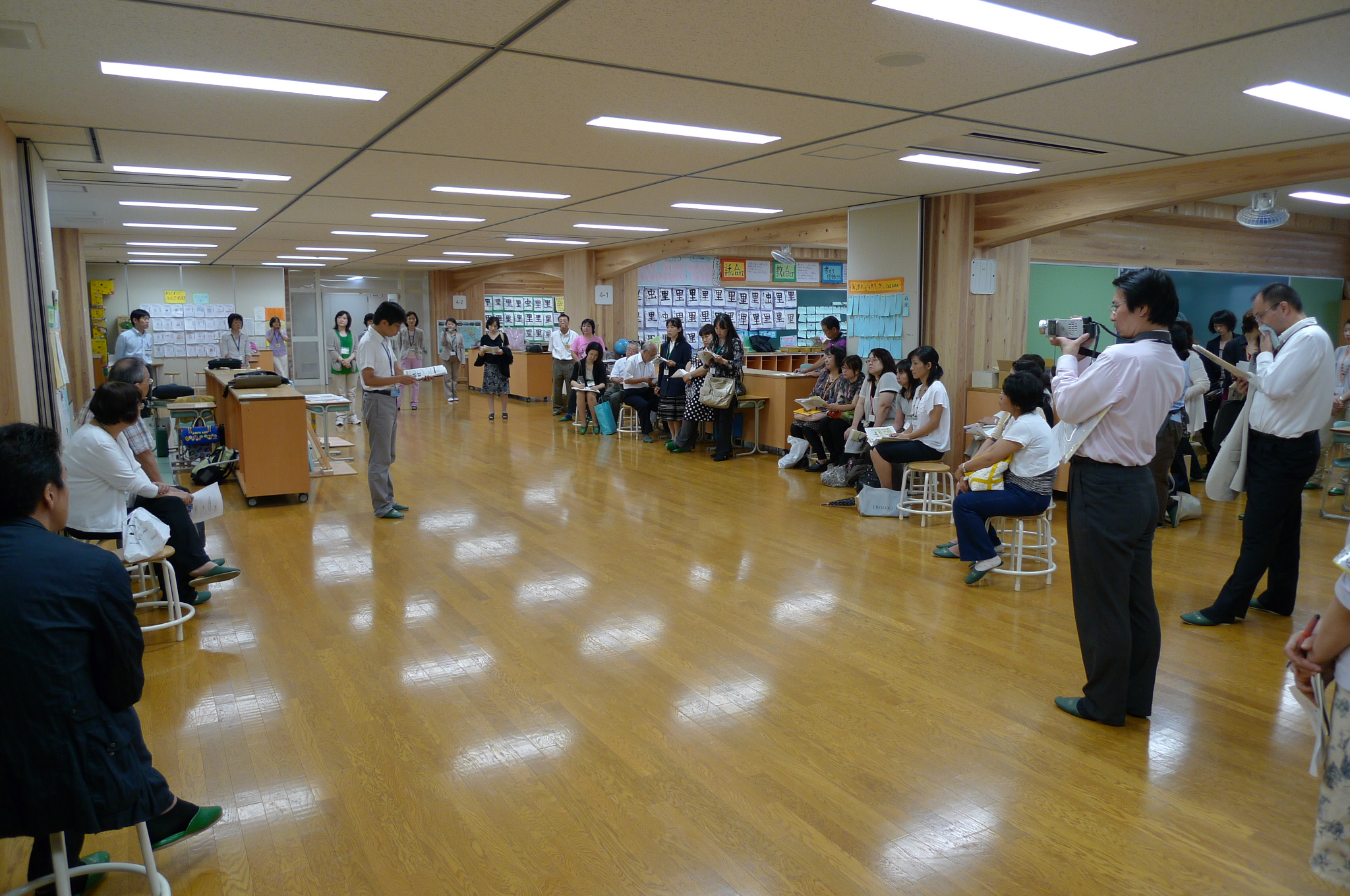 �͋[���Ɖ���̎ʐ^�Q