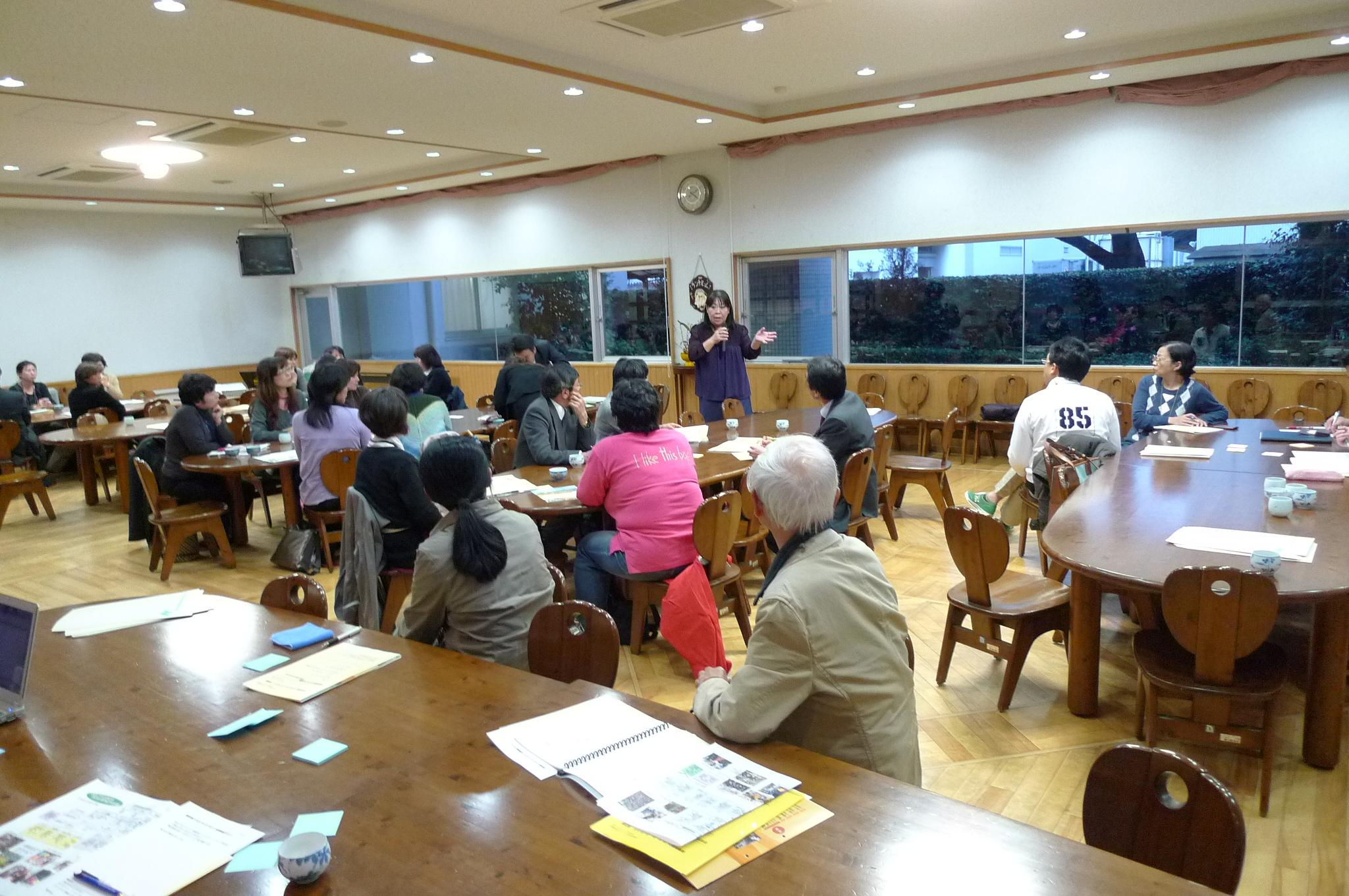 �O���[�v���c�̗l�q